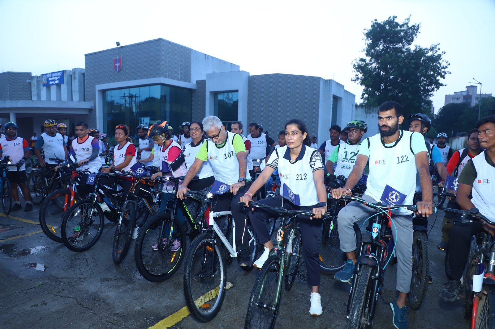 Mass Cyclothon Action